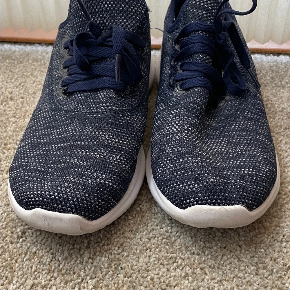 Athletic Works Dark Blue Knit Sneakers